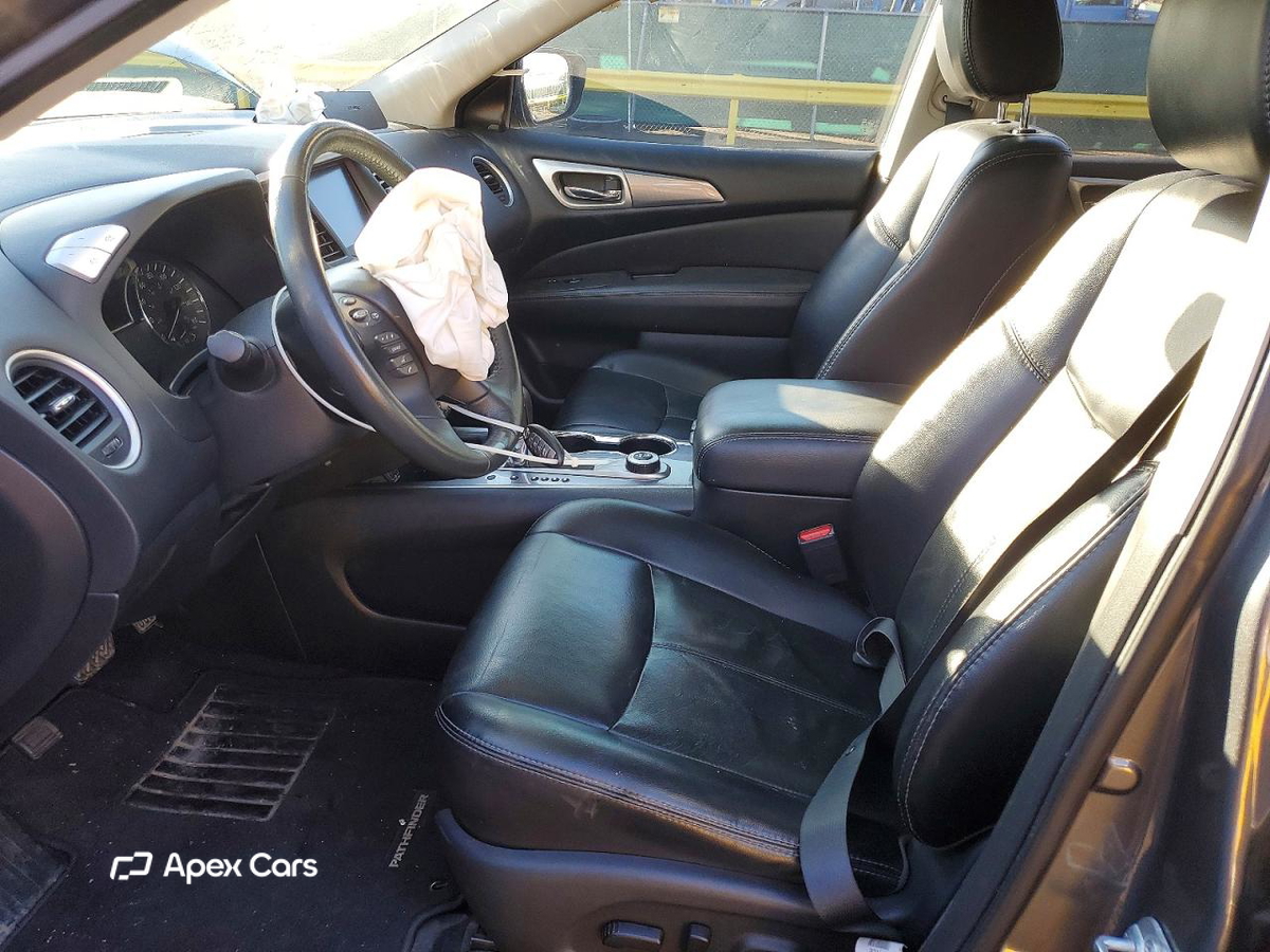 Nissan Pathfinder 2018
