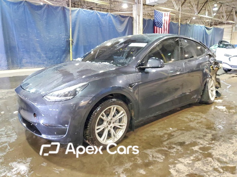 Tesla Model Y 2024 - Zdjęcie 1 z 14