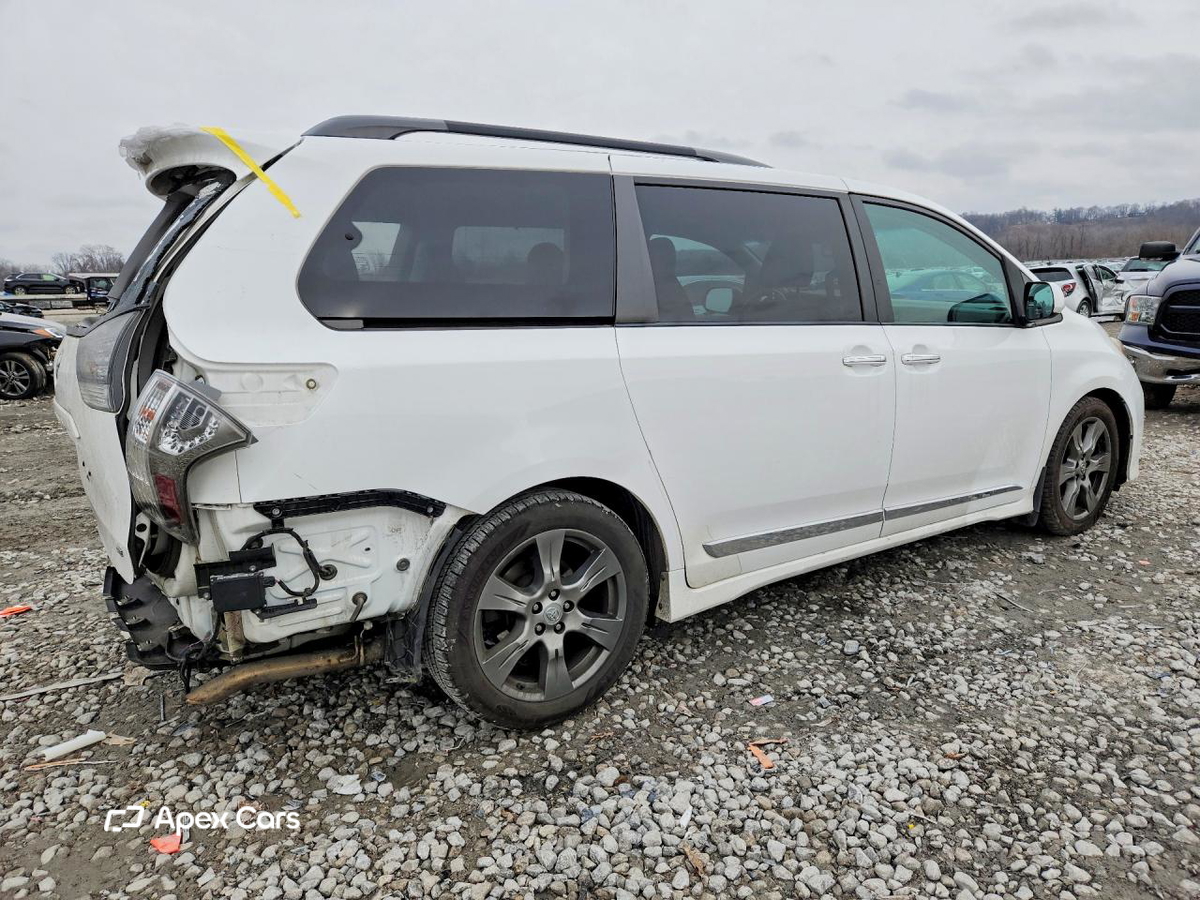 Toyota Sienna 2017