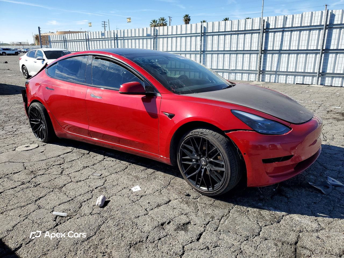 Tesla Model 3 2022