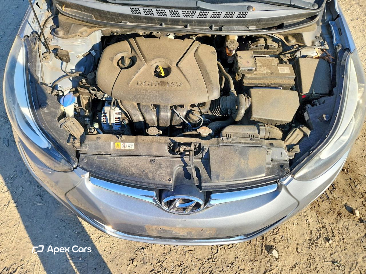 Hyundai Elantra 2016