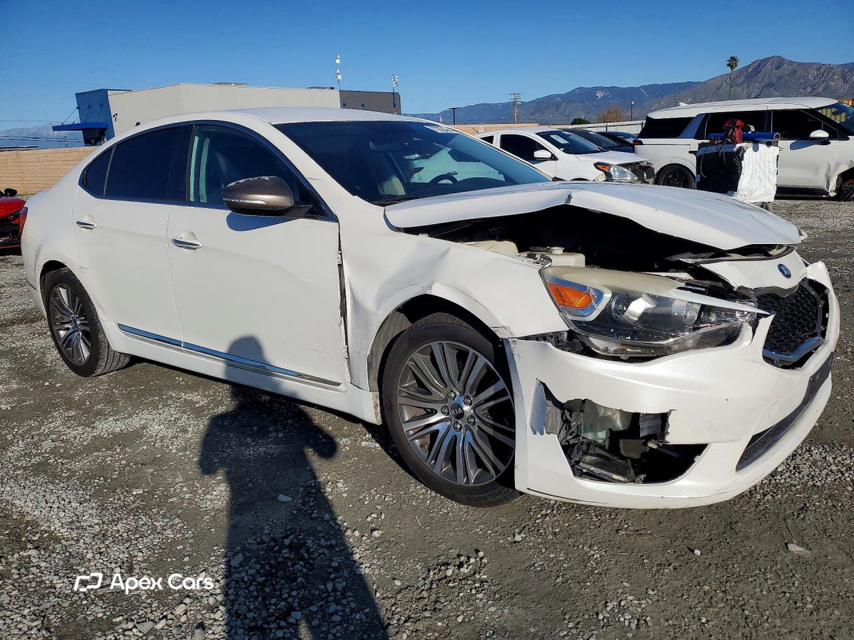 Kia Cadenza 2015