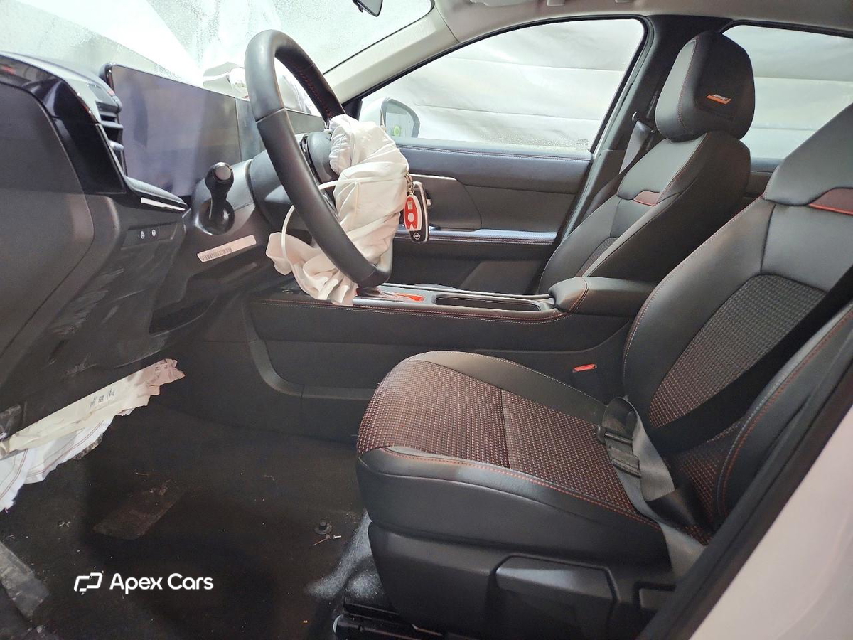 Nissan Kicks 2025