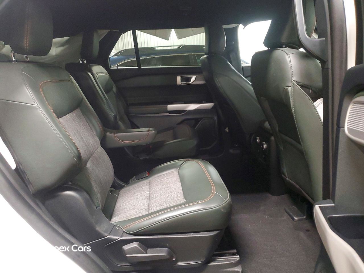 Ford Explorer 2024