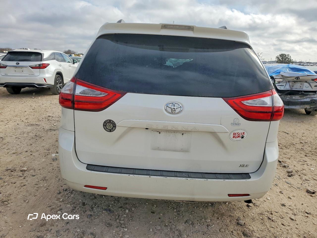 Toyota Sienna 2018