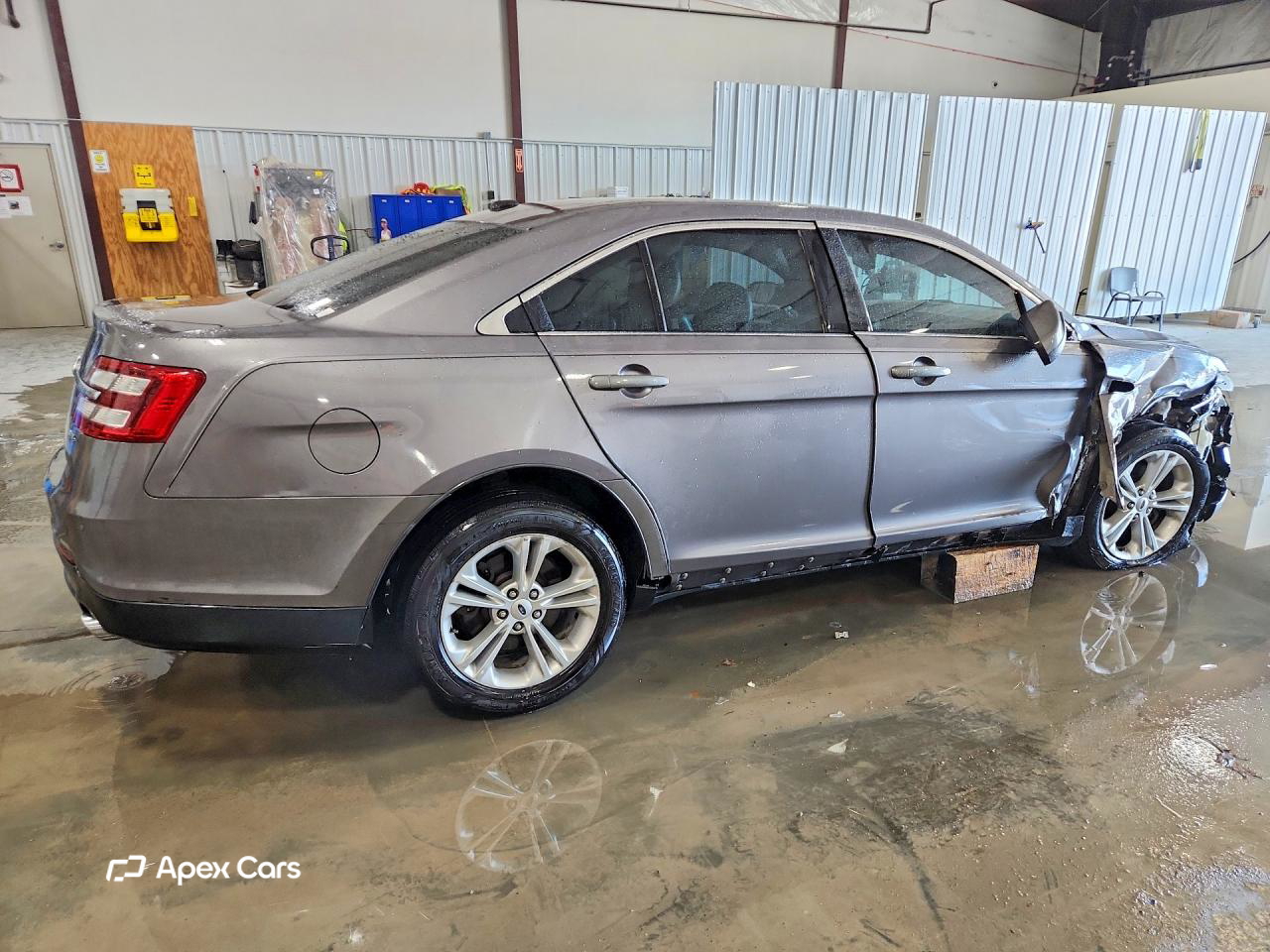 Ford Taurus 2013