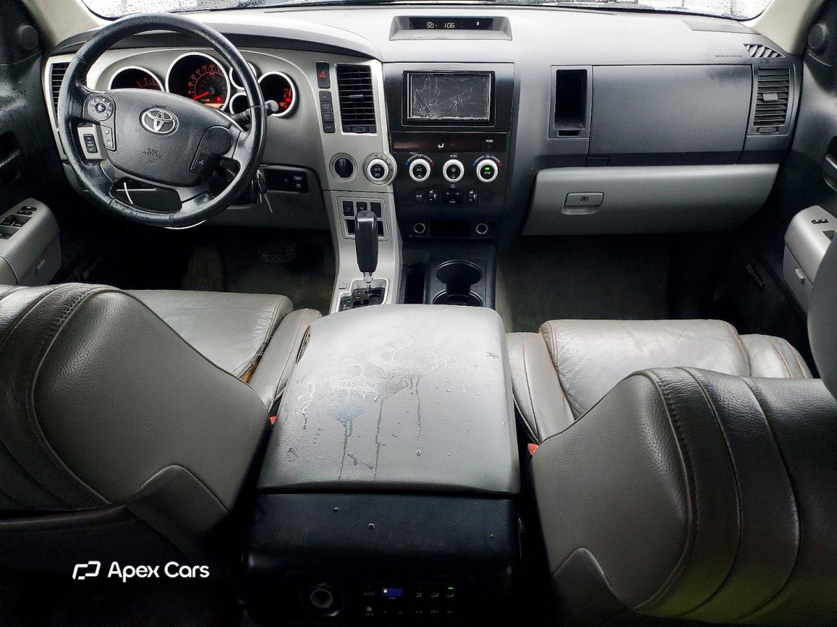 Toyota Sequoia 2008