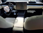 Tesla Model X 2025