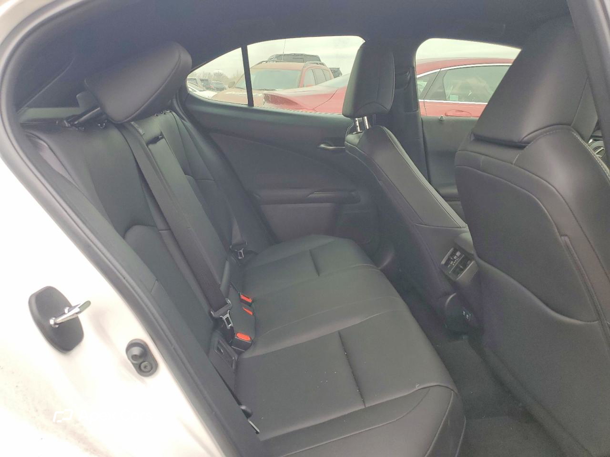 Lexus UX 2020