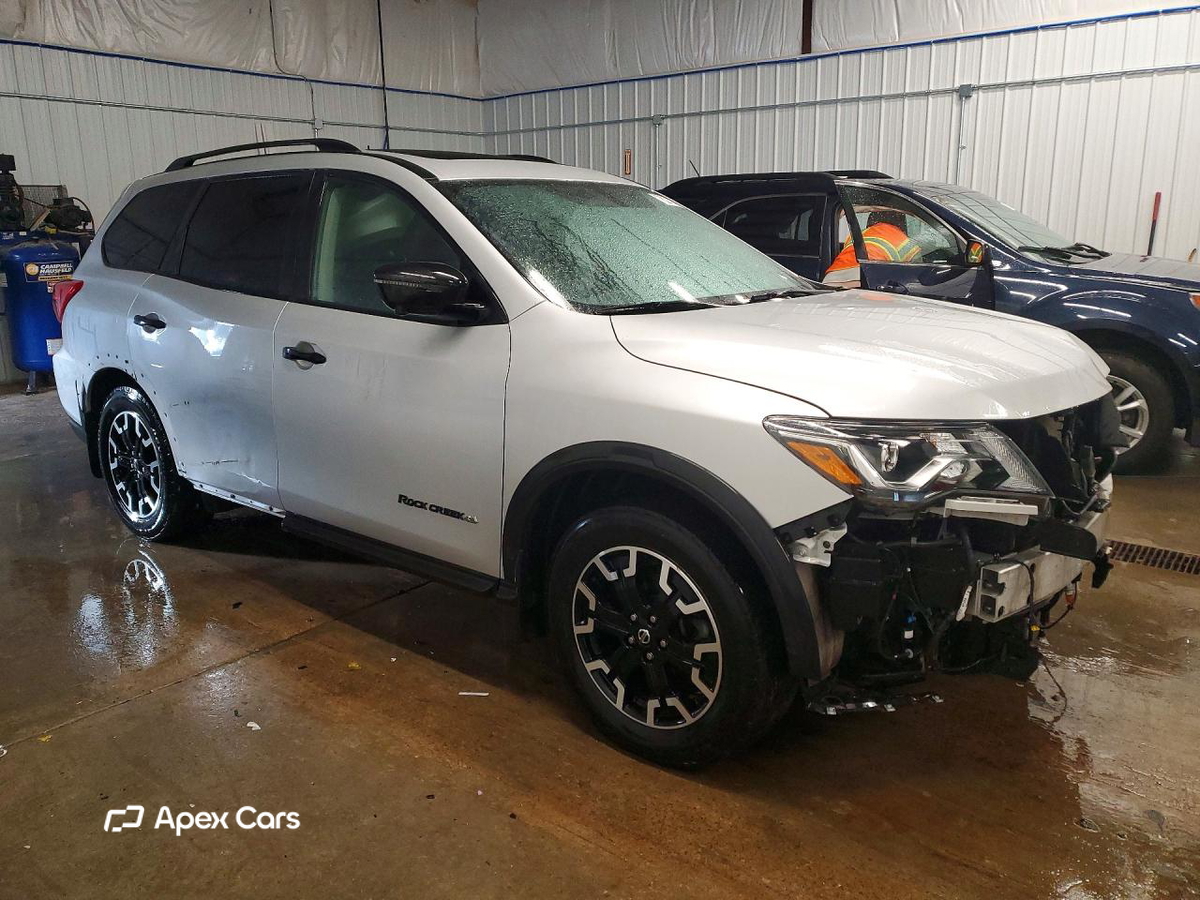 Nissan Pathfinder 2020