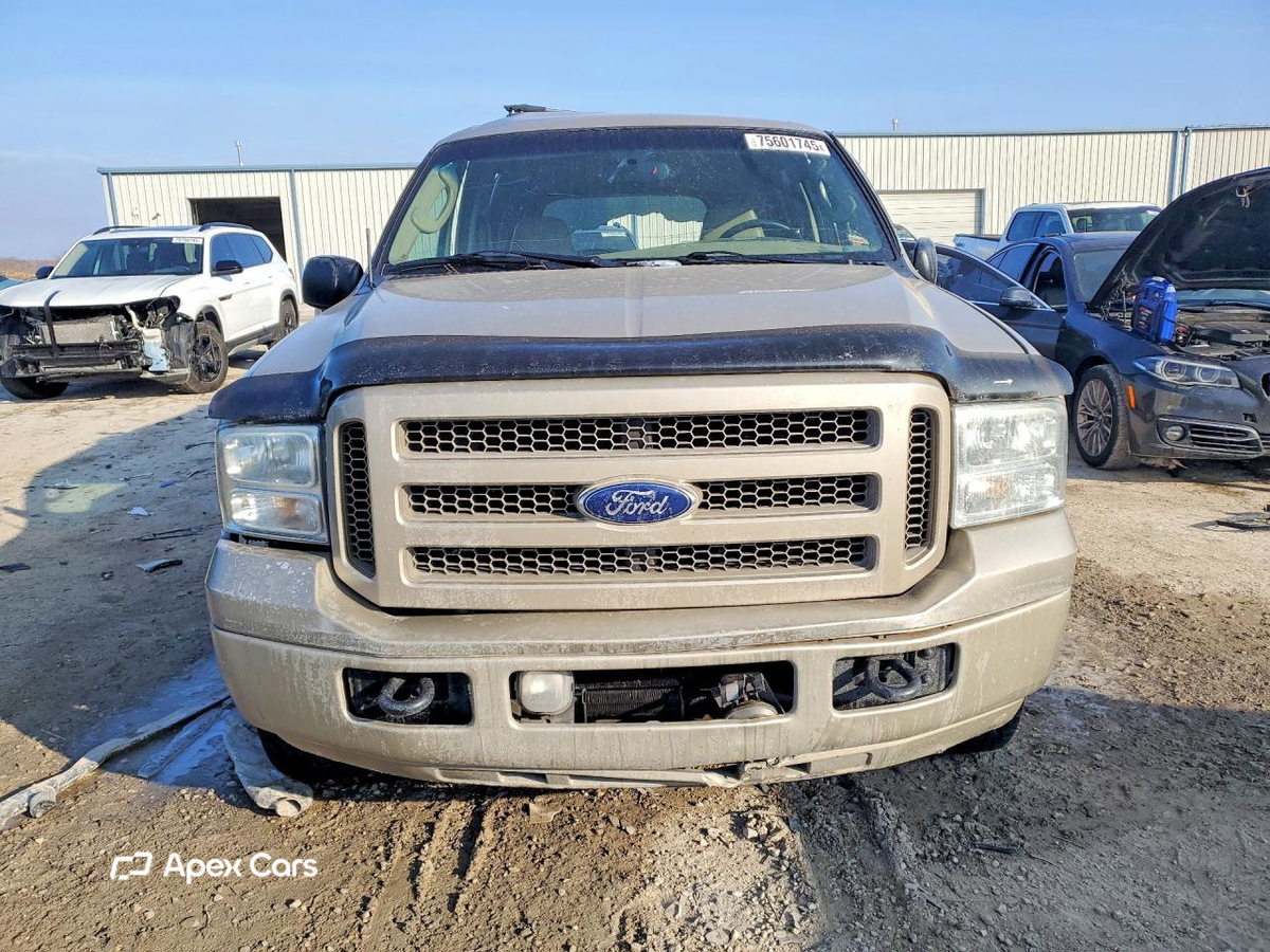 Ford Excursion 2005