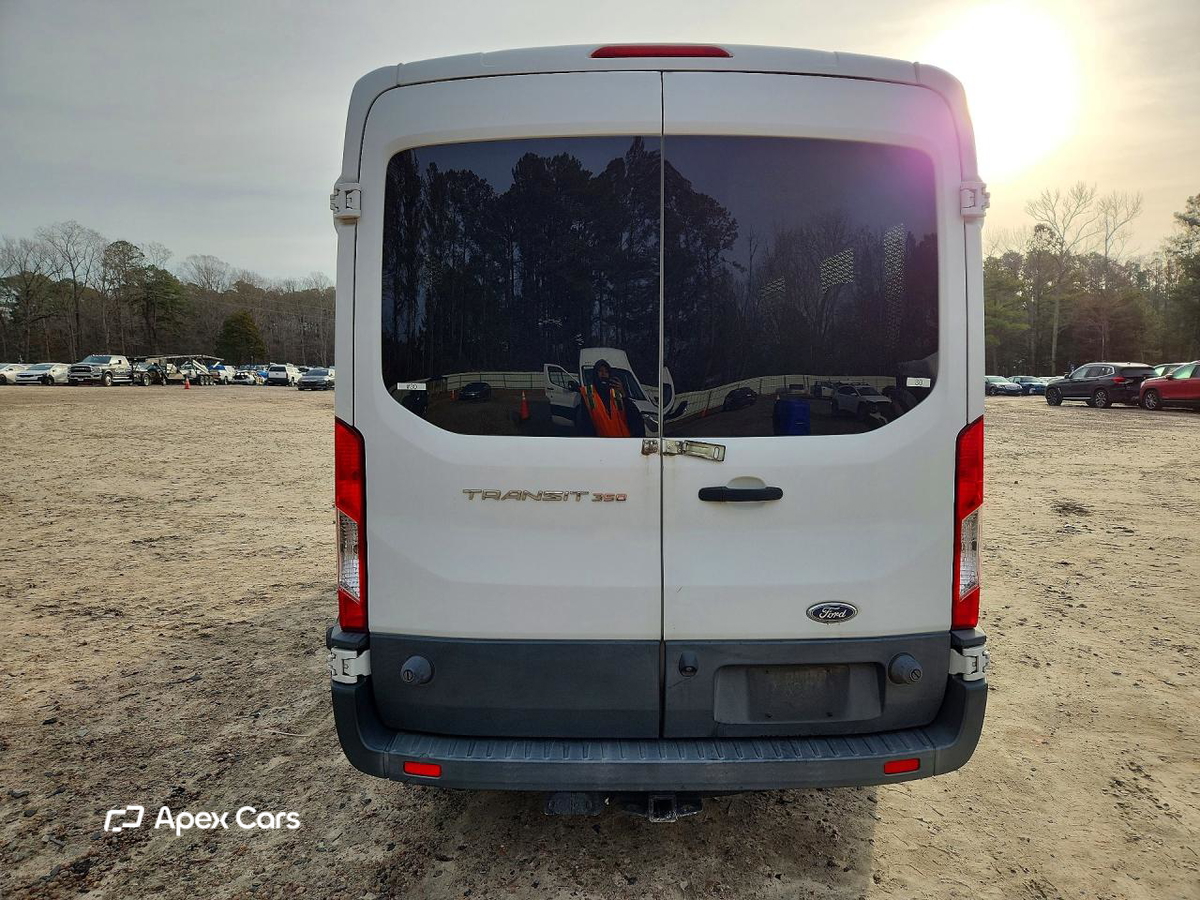 Ford Transit 2016