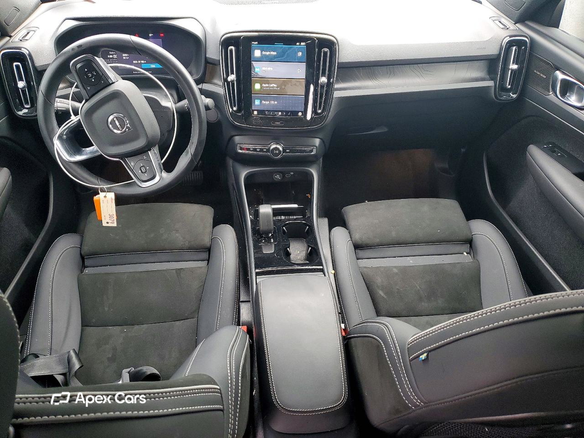 Volvo C40 2023