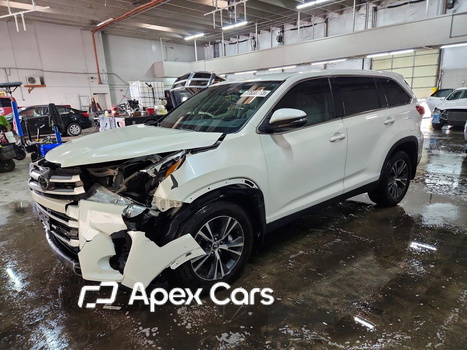 Toyota Highlander 2019 - Image 1 of 14