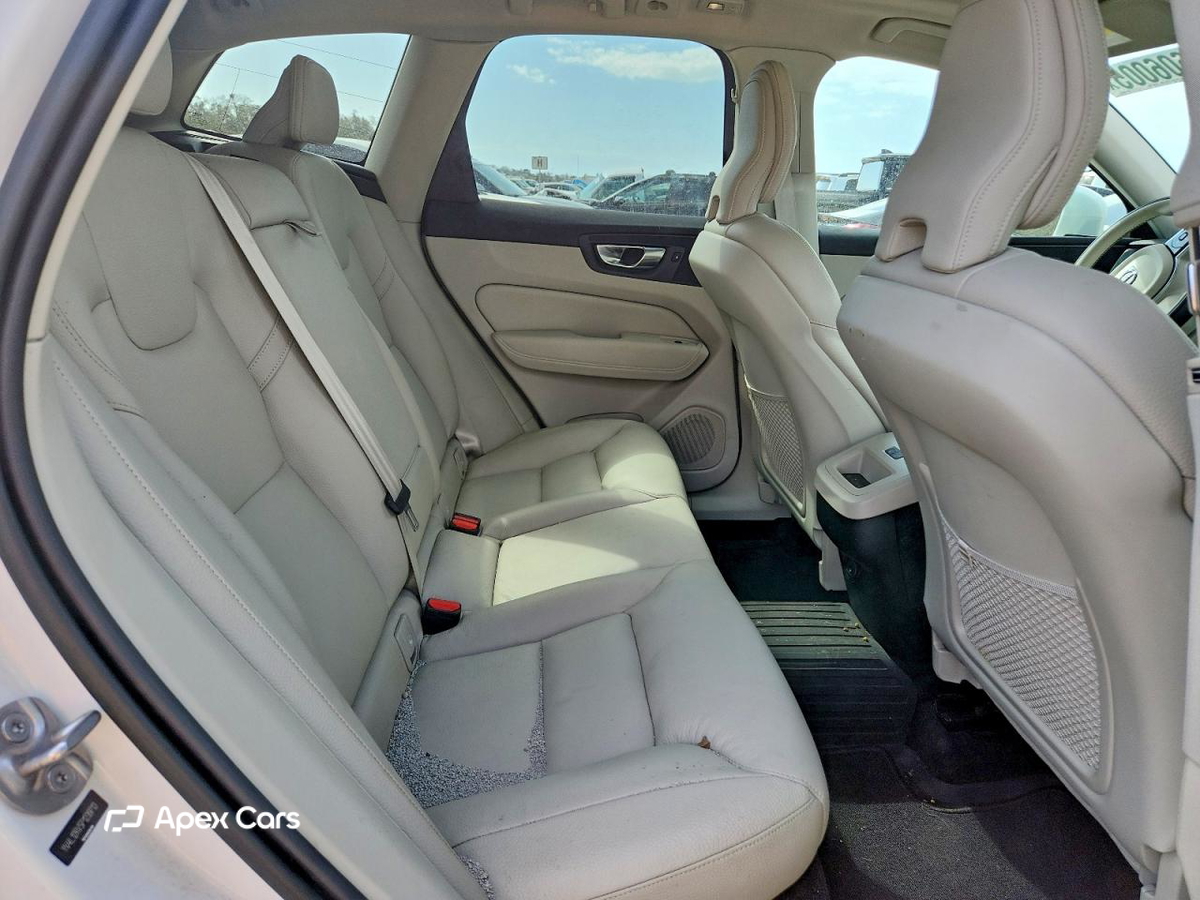 Volvo XC60 2023