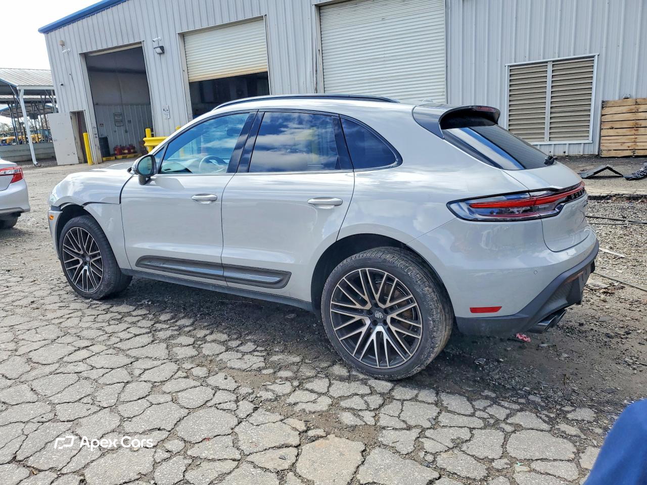 Porsche Macan 2025