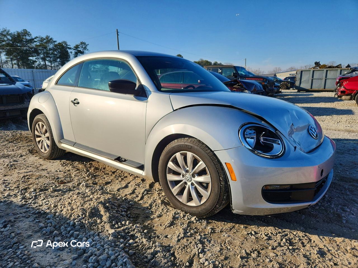Volkswagen Beetle 2013