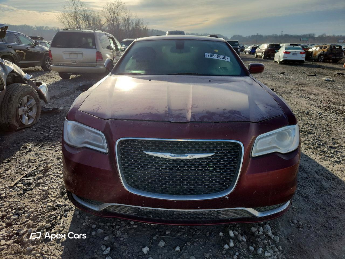 Chrysler 300 2021