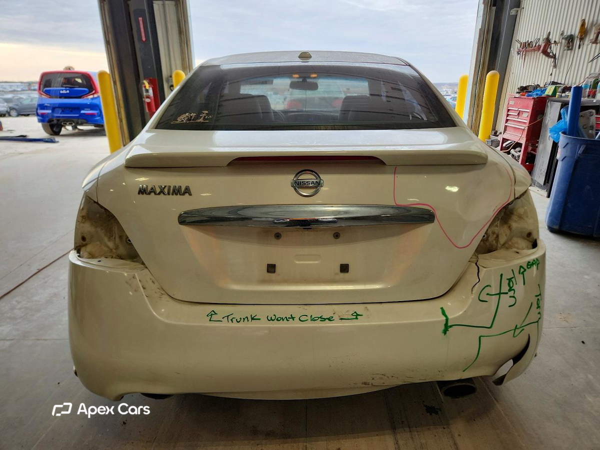 Nissan Maxima 2014
