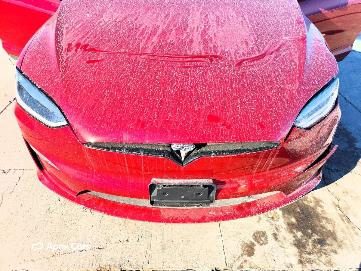 Tesla Model X 2025