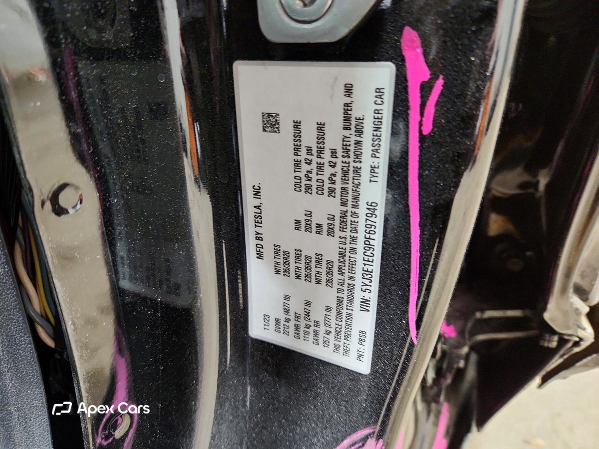 Tesla Model 3 2023