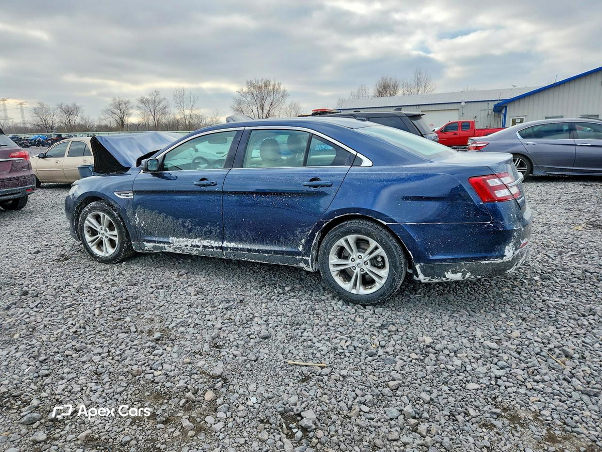 Ford Taurus 2016