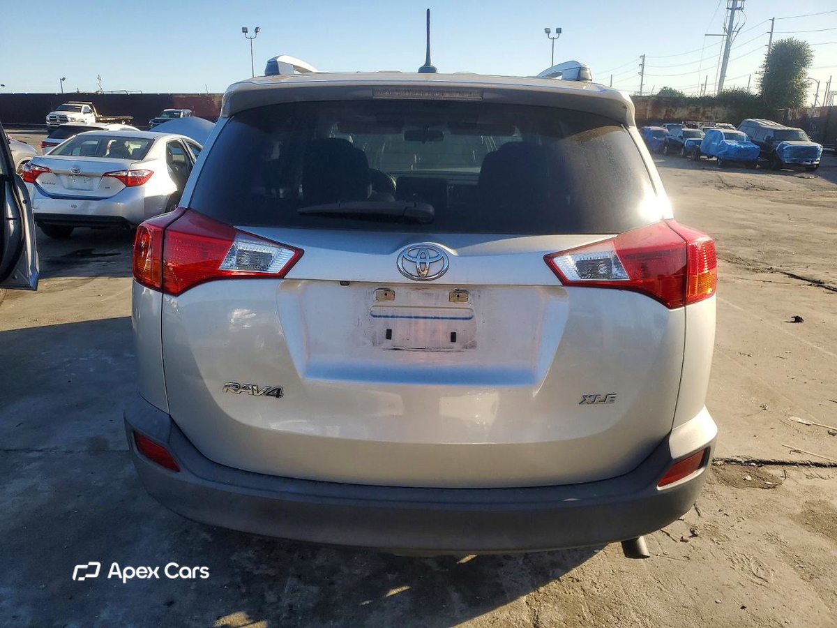 Toyota RAV 4 2015