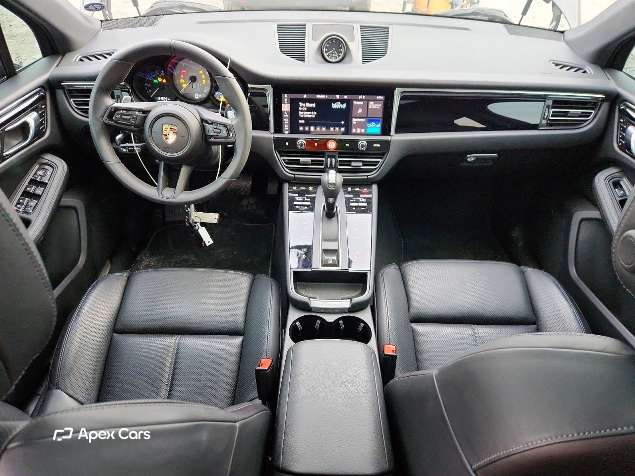 Porsche Macan 2025