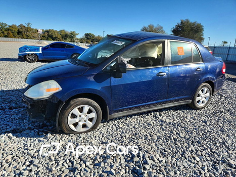 Nissan Versa 2010 - Image 1 of 13