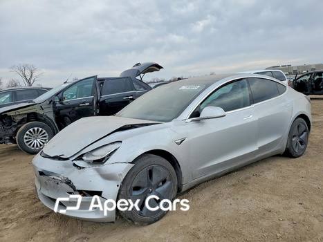 Tesla Model 3 2018 - Image 1 of 12