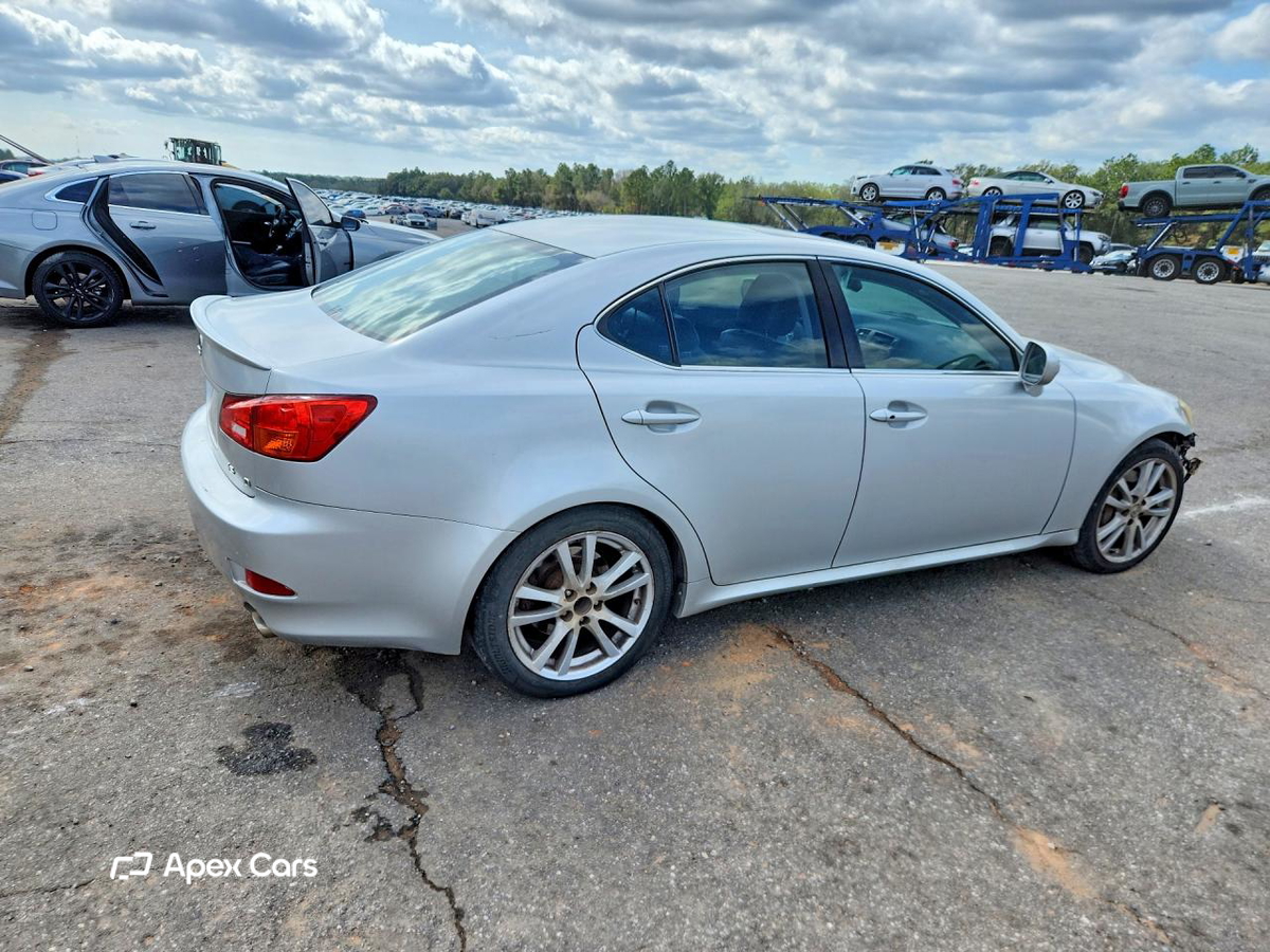 Lexus IS 2006