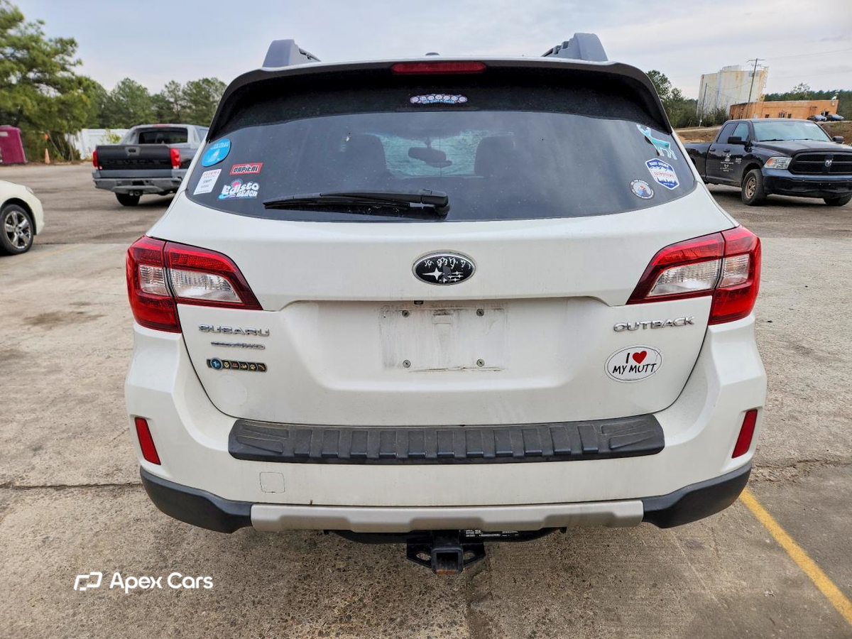 Subaru Outback 2015