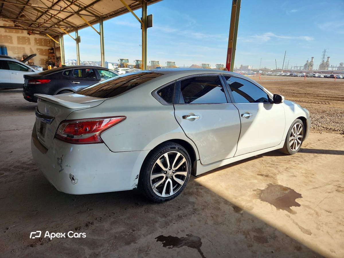 Nissan Altima 2013