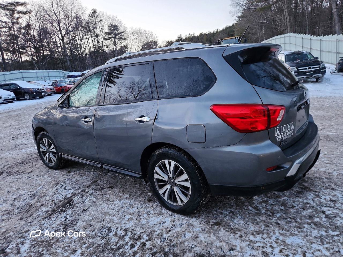 Nissan Pathfinder 2018