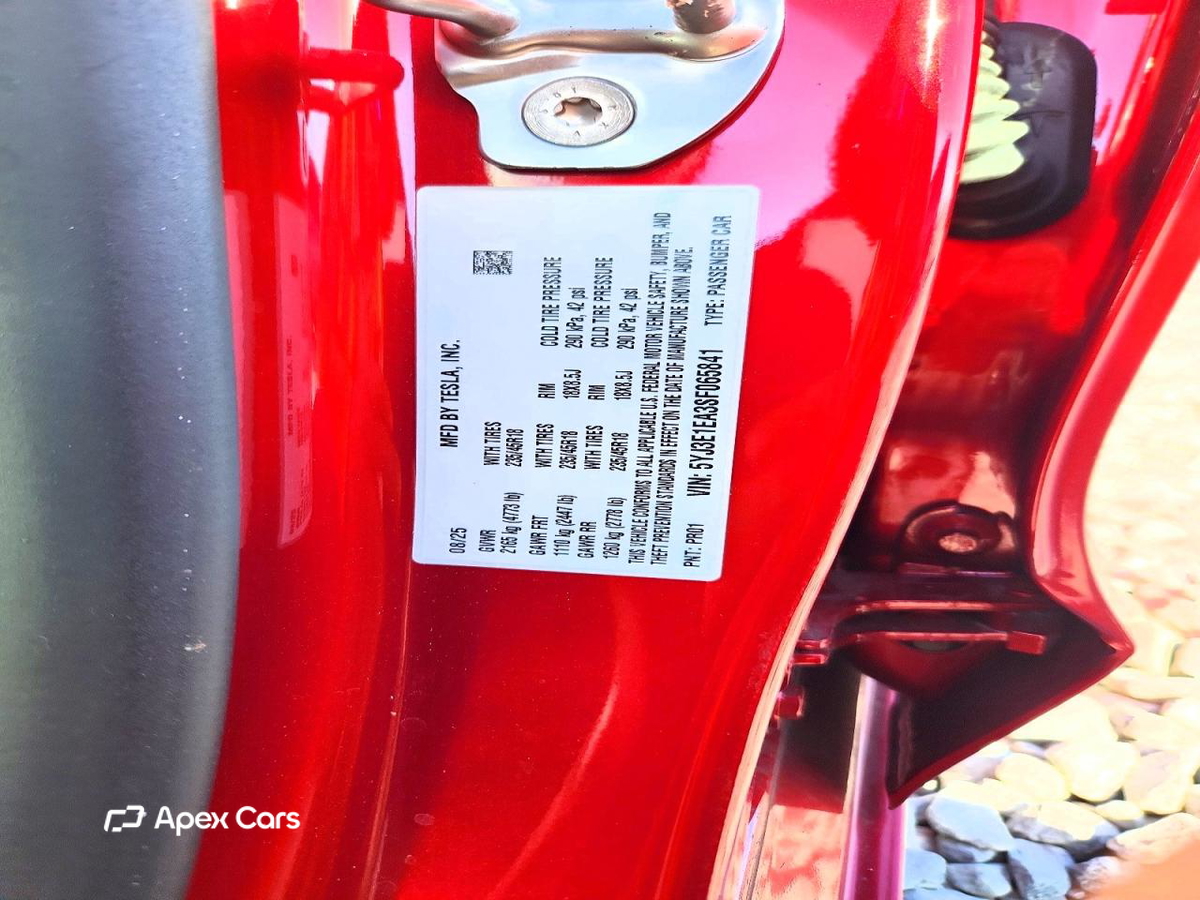 Tesla Model 3 2025