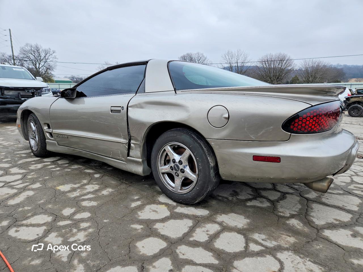Pontiac Firebird 2000