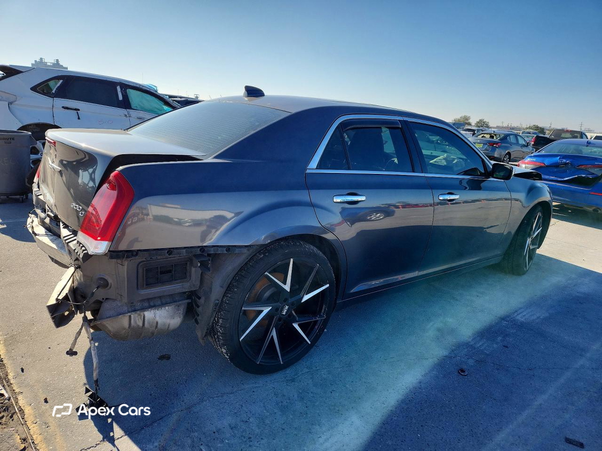 Chrysler 300 2015