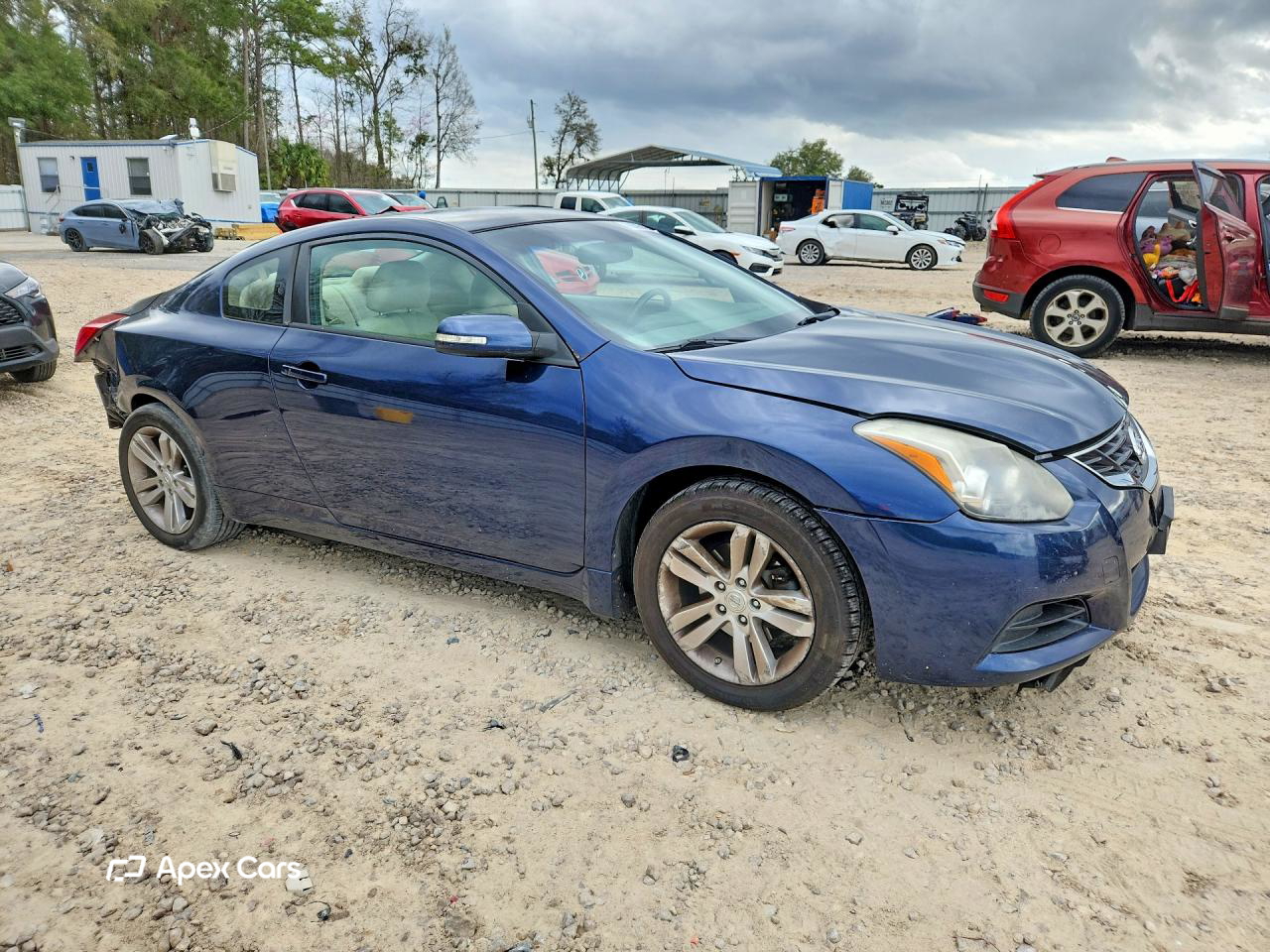 Nissan Altima 2011