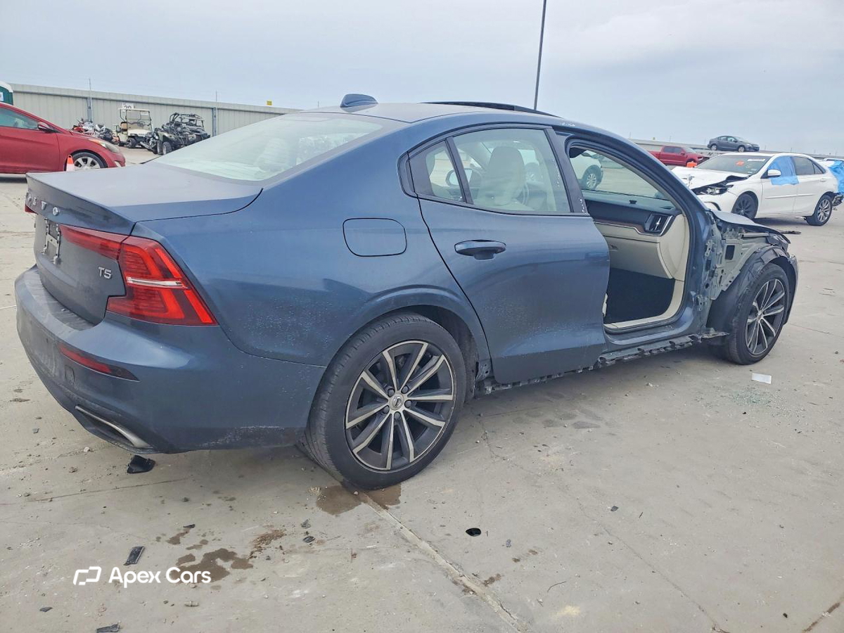 Volvo S60 2021
