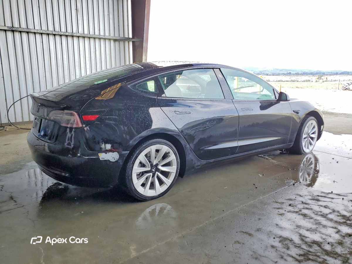 Tesla Model 3 2022
