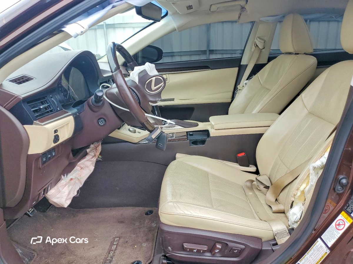 Lexus ES 2016