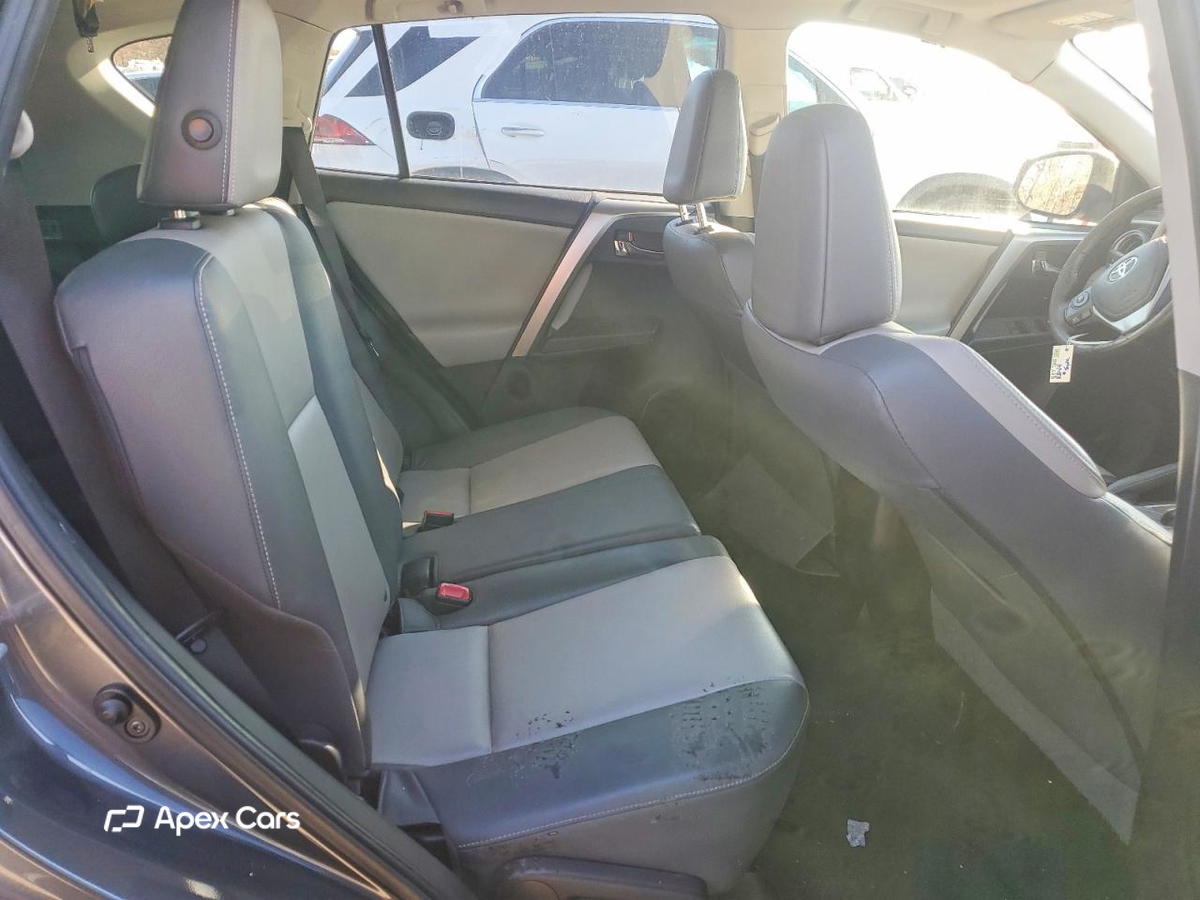 Toyota RAV 4 2015