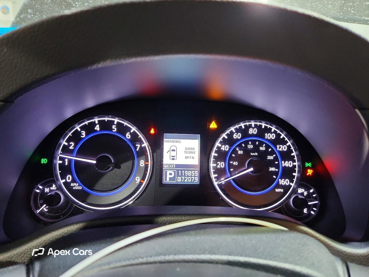 Infiniti G 2013