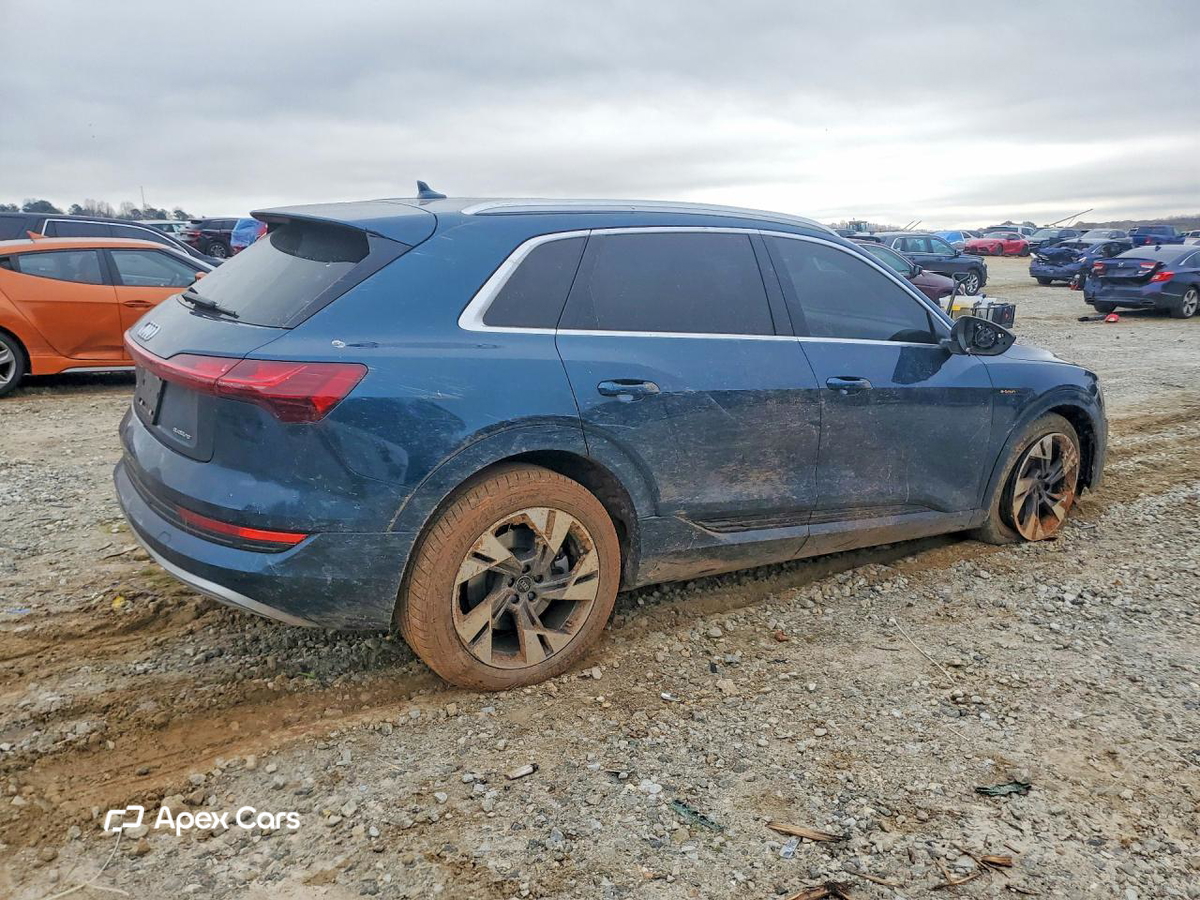 Audi e-tron 2021