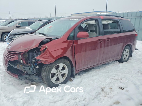Toyota Sienna 2015 - Image 1 of 13