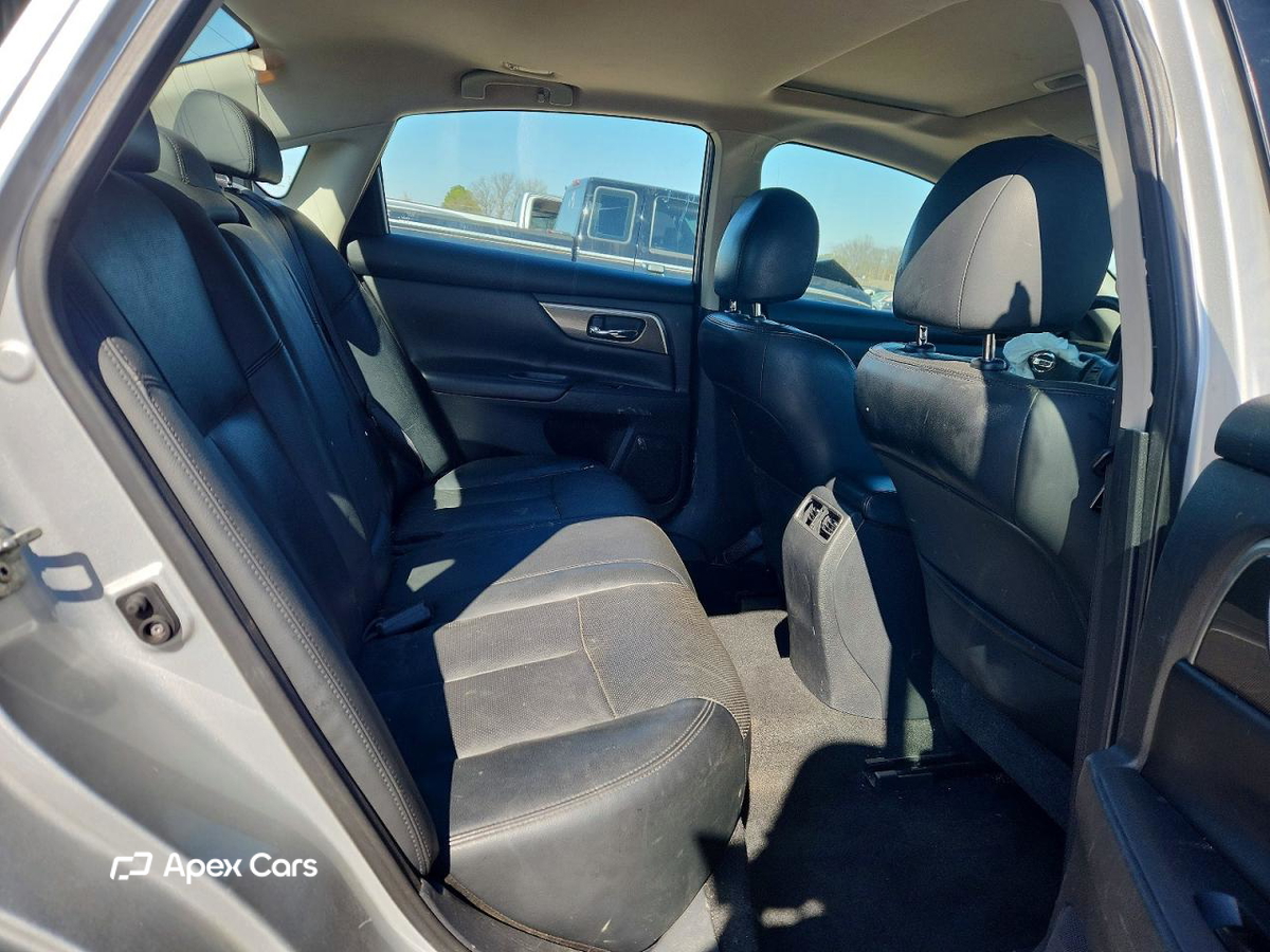 Nissan Altima 2015