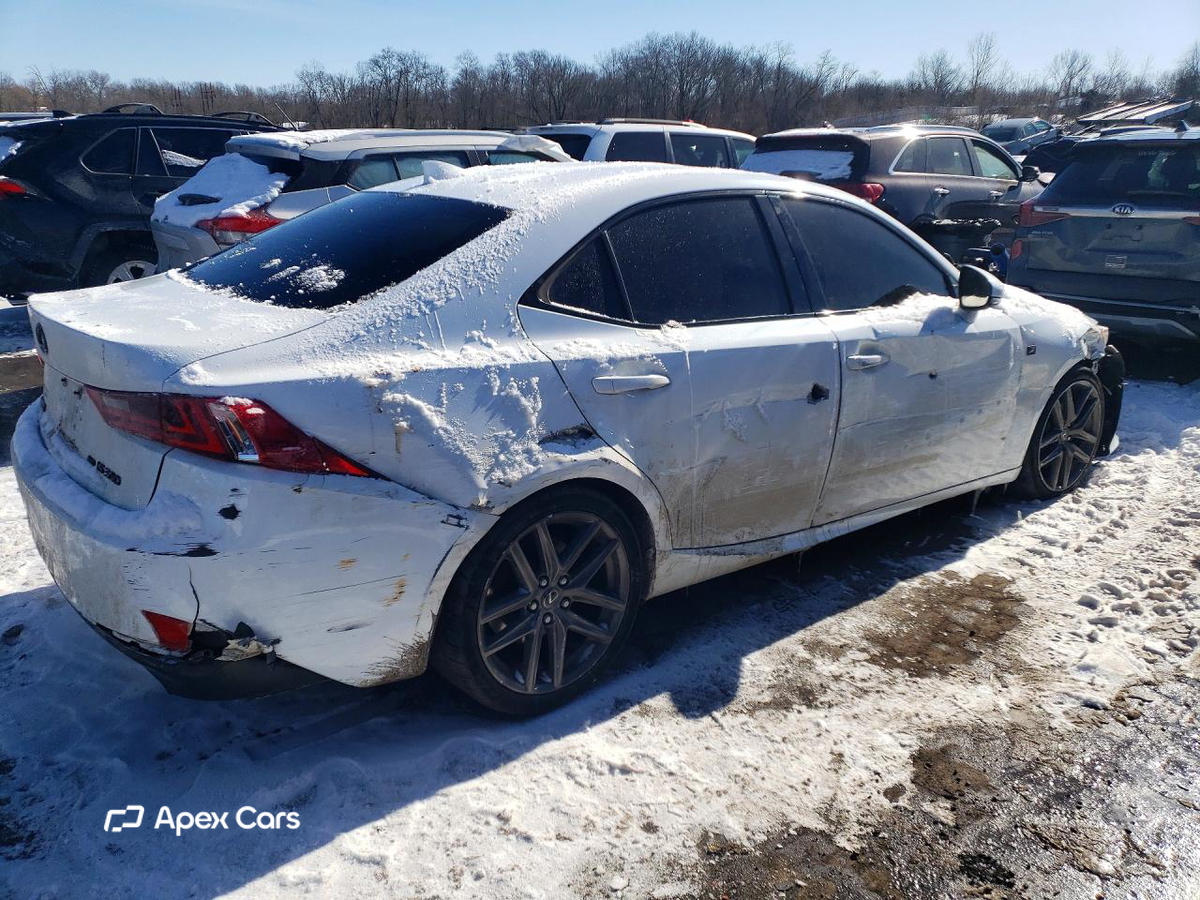 Lexus IS 2016
