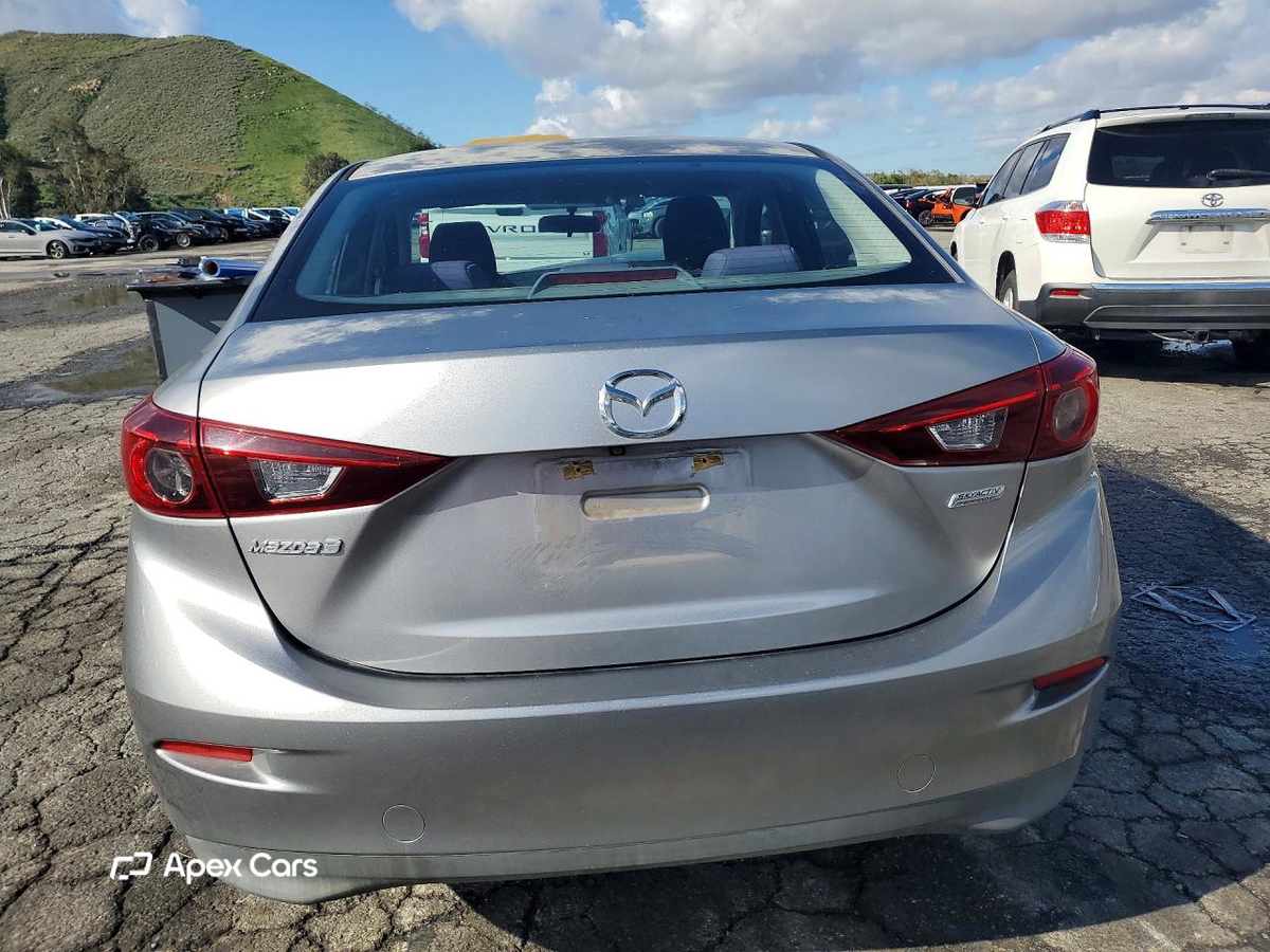 Mazda 3 2016