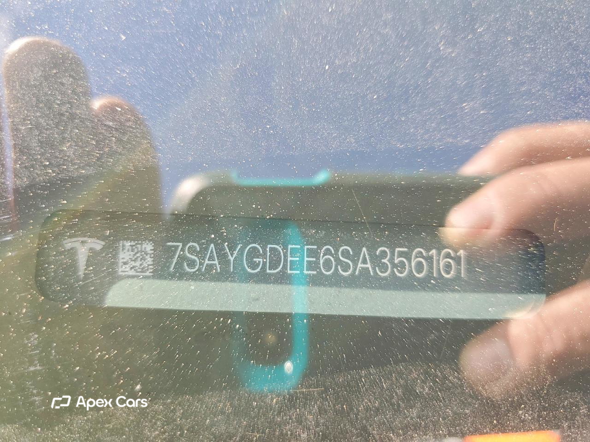 Tesla Model Y 2025