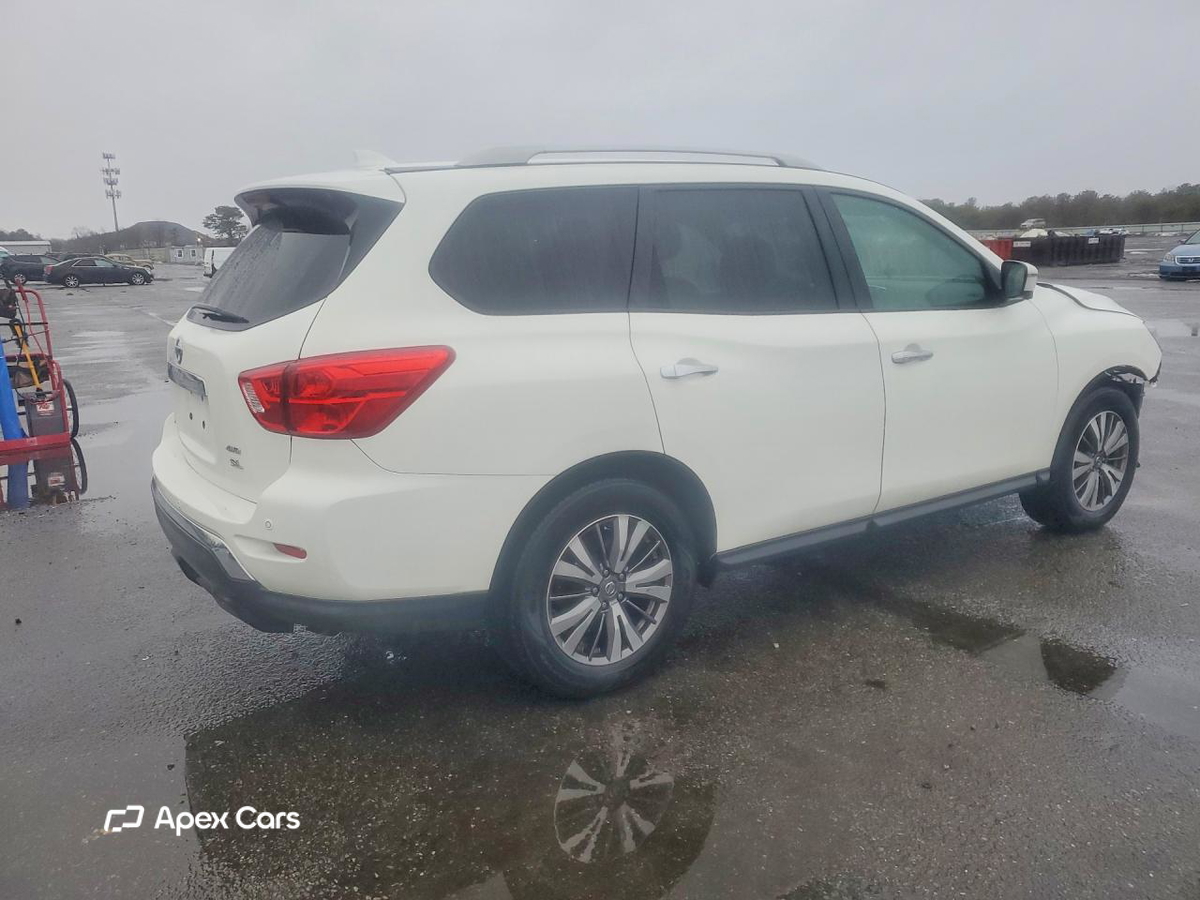 Nissan Pathfinder 2020